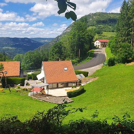 Gite Les Moulins Septmoncel-Les-Molunes Esterno foto